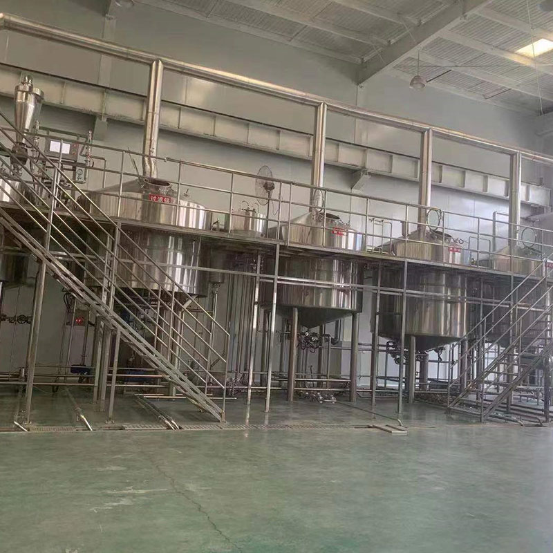右江精酿啤酒设备
